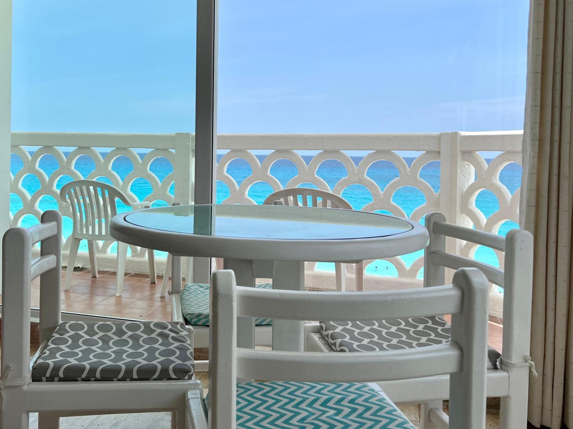 Beachside Apartments 坎昆 外观 照片
