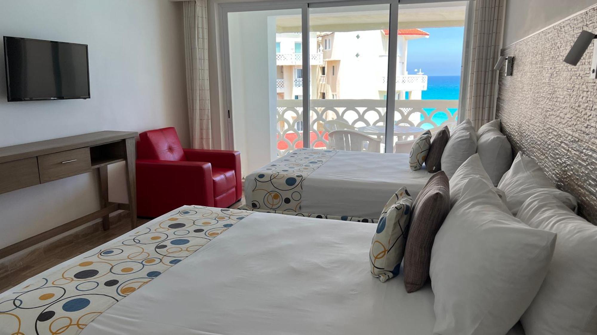 Beachside Apartments 坎昆 外观 照片