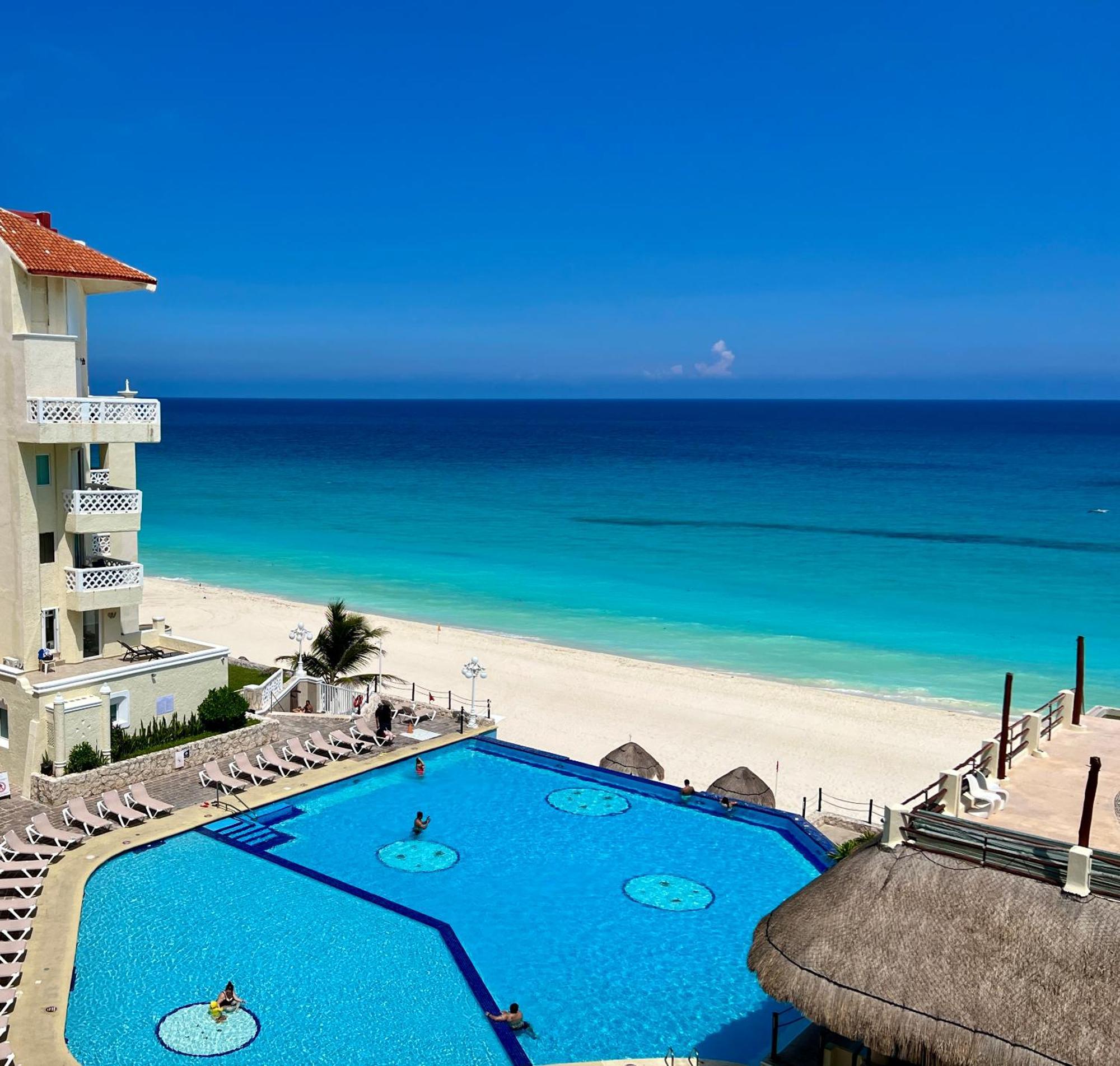 Beachside Apartments 坎昆 外观 照片